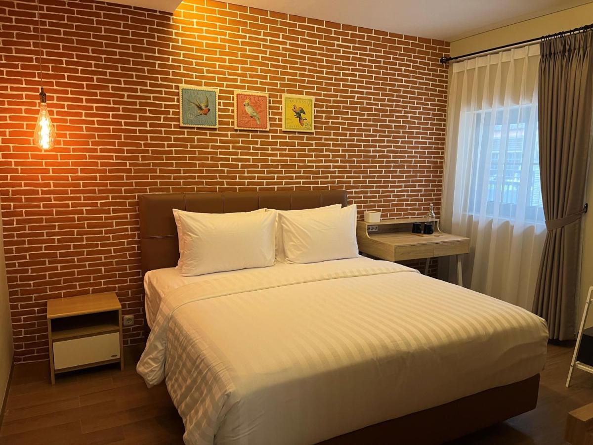 Lugano Arte Homestay Джакарта Экстерьер фото