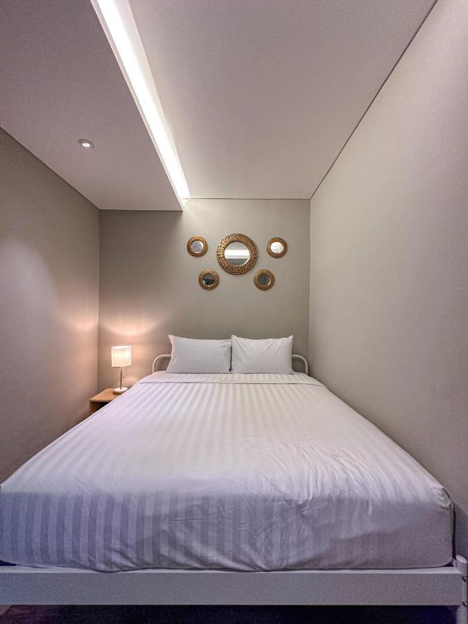 Lugano Arte Homestay Джакарта Экстерьер фото