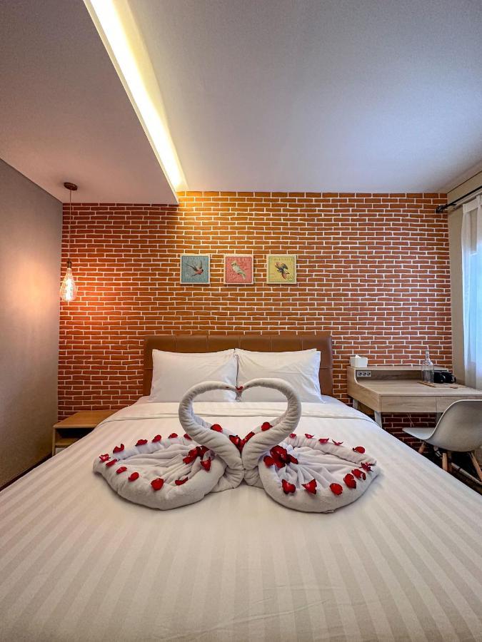 Lugano Arte Homestay Джакарта Экстерьер фото